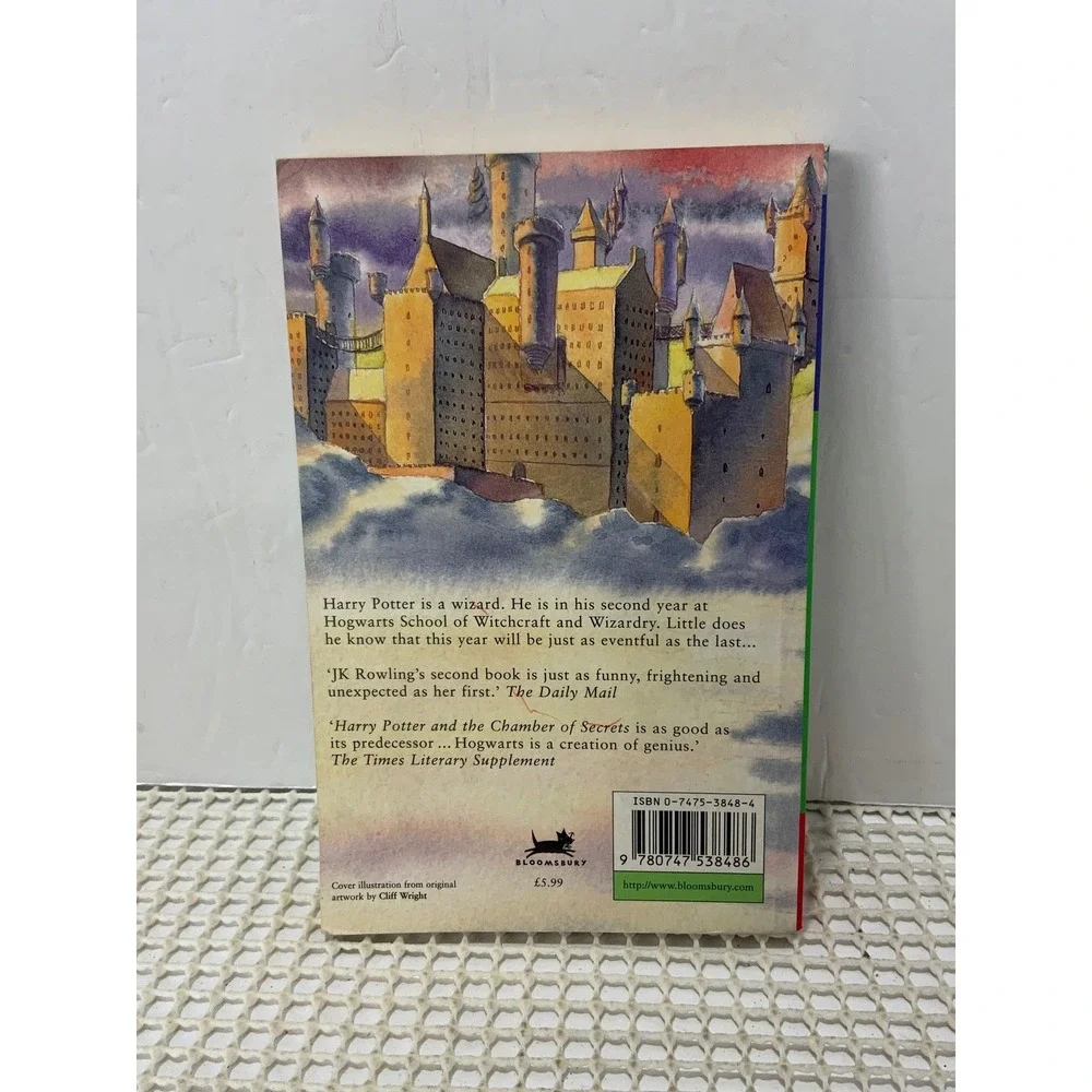 Harry‎ Potter and the Chamber of Secrets – Magic First Edition paperback EUC